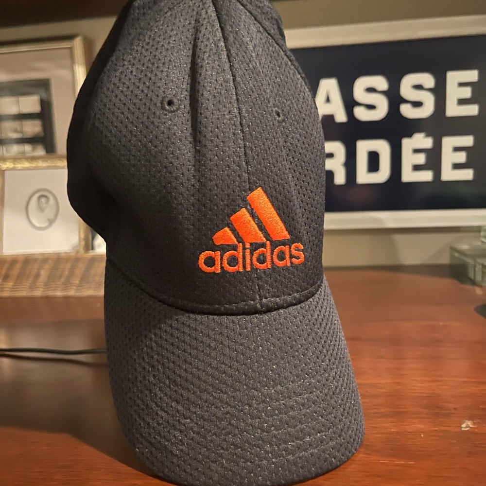 Fitted Adidas Baseball Cap - L/XL